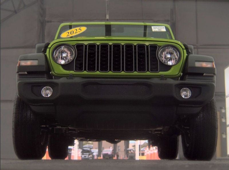 2025 Jeep Wrangler Sport S - 23047762 - 1