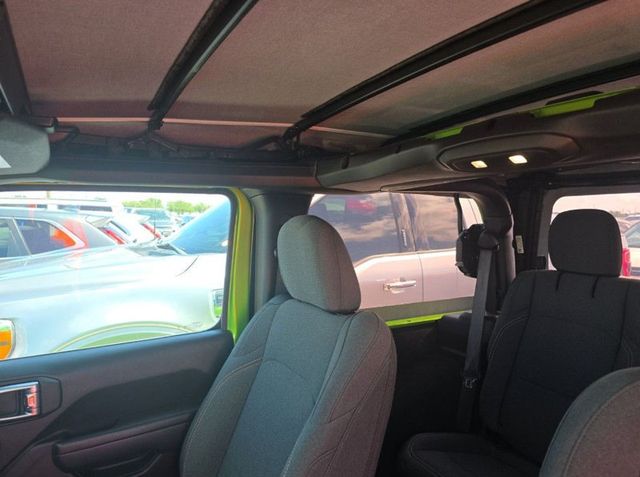 2025 Jeep Wrangler Sport S - 23047762 - 21