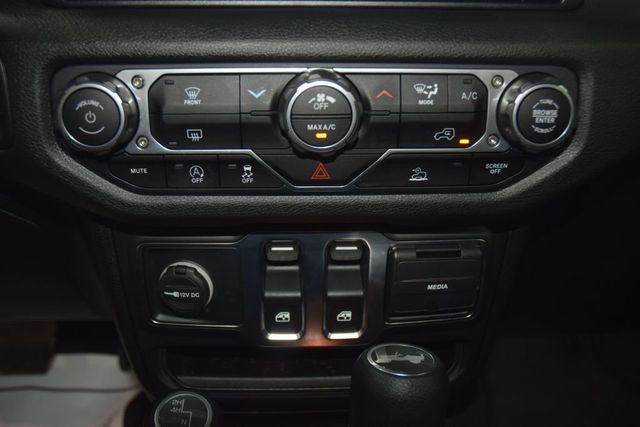 2025 Jeep Wrangler Sport S - 23047762 - 33