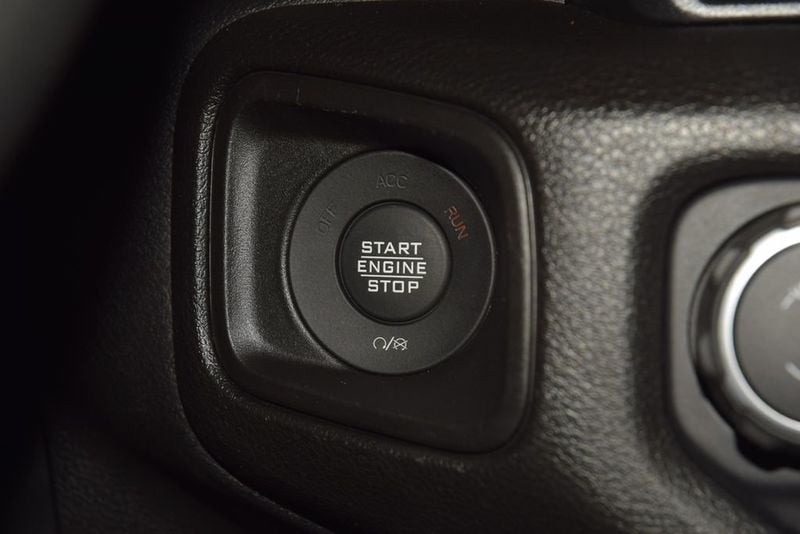 2025 Jeep Wrangler Sport S - 23047762 - 36