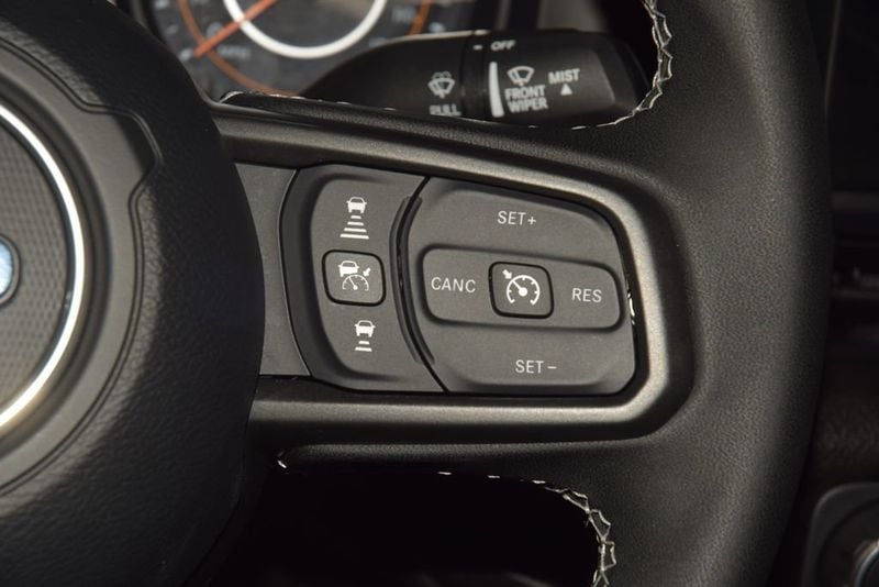 2025 Jeep Wrangler Sport S - 23047762 - 40