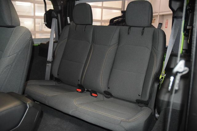 2025 Jeep Wrangler Sport S - 23047762 - 43
