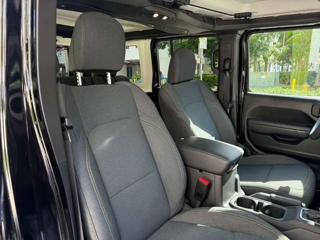 2025 Jeep Wrangler Sport S 4 Door 4x4 - 22952269 - 14