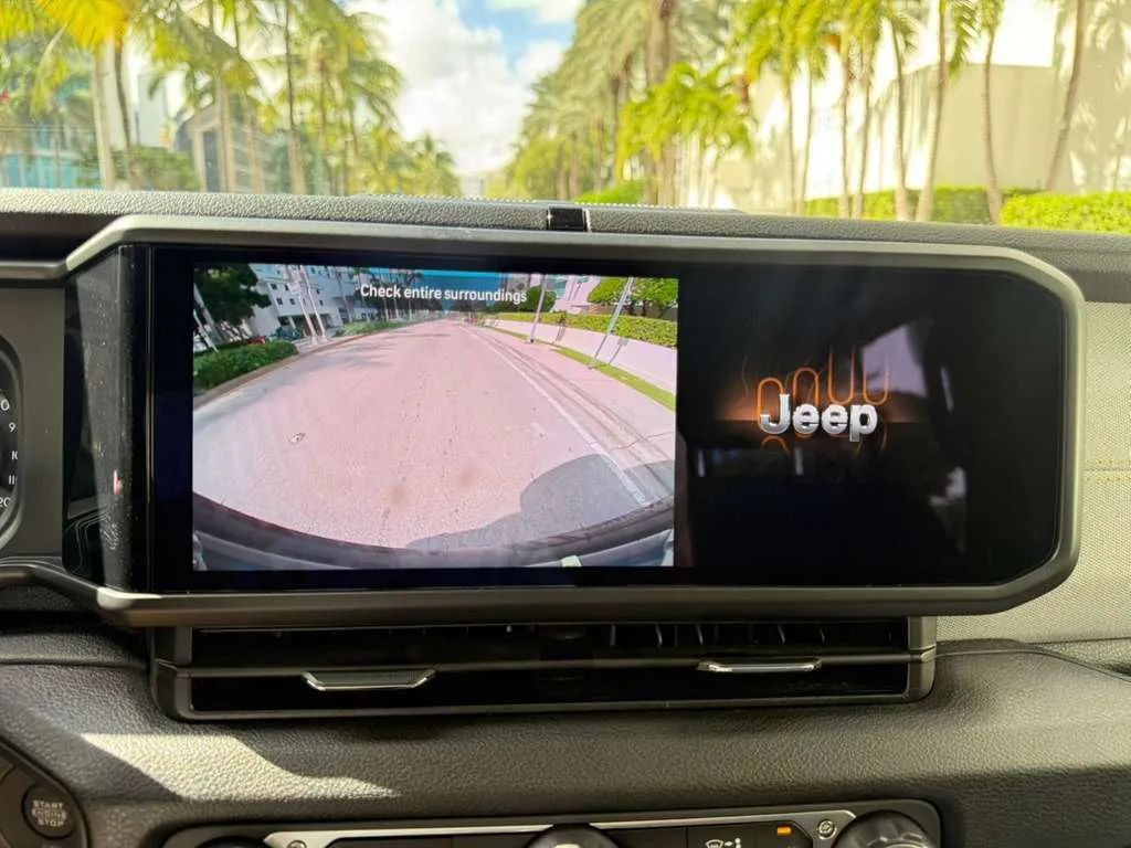 2025 Jeep Wrangler Sport S 4 Door 4x4 - 22952269 - 32