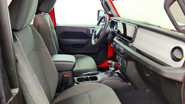 2025 Jeep Wrangler Willys 2 Door 4x4 w/ XTREME 35 Tire Package & Convenience Group - 23008092 - 22