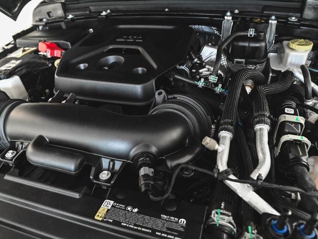 2025 Jeep Wrangler Willys 4xe - 23056185 - 32