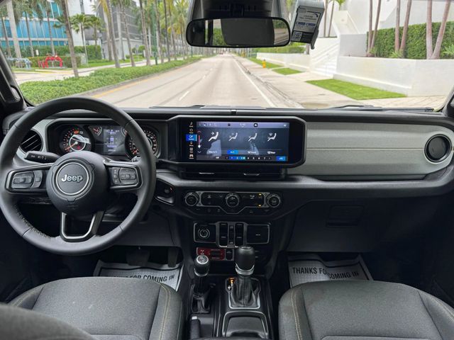 2025 Jeep Wrangler Willys Sport Utility 4D - 23036017 - 19