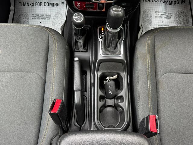 2025 Jeep Wrangler Willys Sport Utility 4D - 23036017 - 22