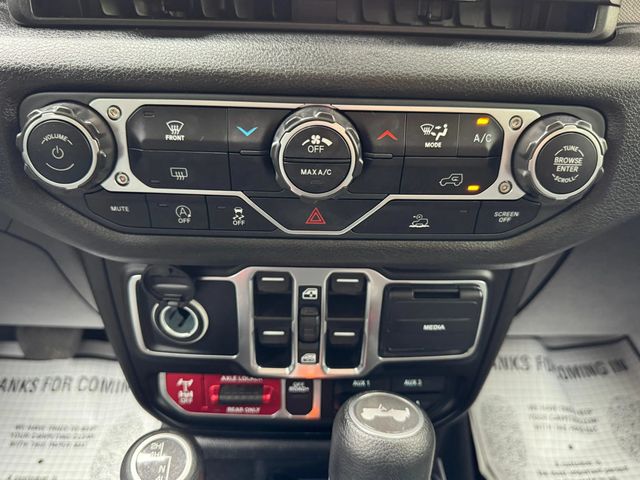 2025 Jeep Wrangler Willys Sport Utility 4D - 23036017 - 24