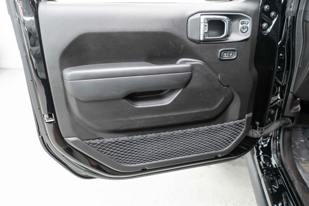 2025 Jeep Wrangler 4xe Rubicon 4x4 - 23033766 - 14