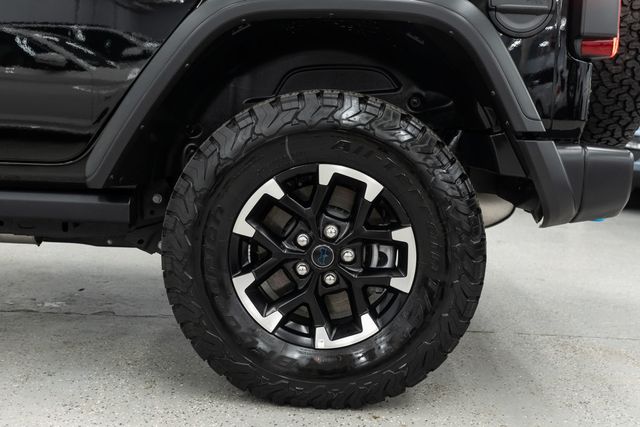 2025 Jeep Wrangler 4xe Rubicon 4x4 - 23033766 - 32