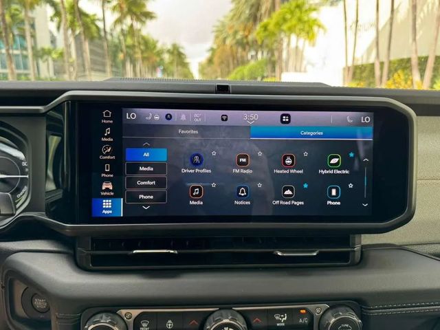 2025 Jeep Wrangler 4xe Sahara 4x4 - 23008558 - 28