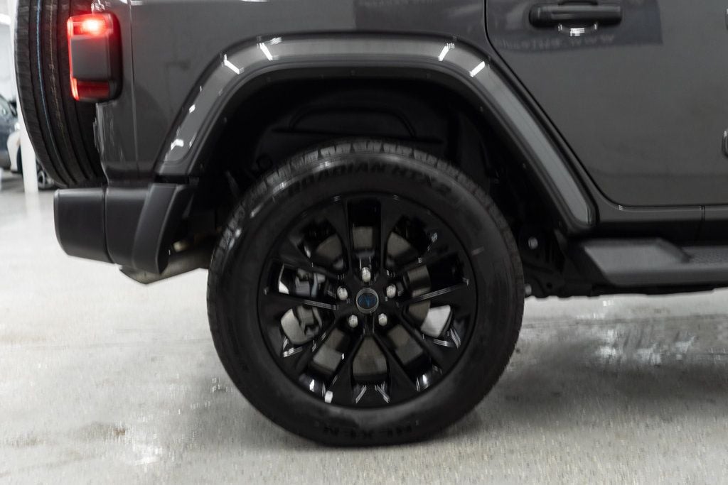 2025 Jeep Wrangler 4xe Sahara 4x4 - 23032888 - 30