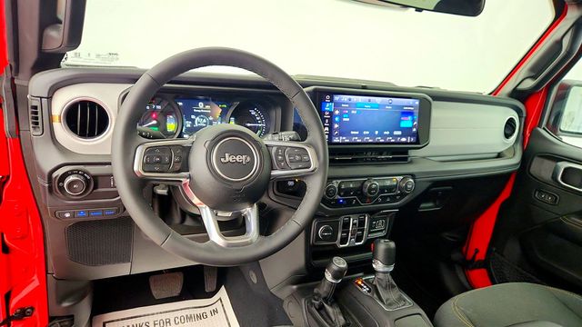 2025 Jeep Wrangler 4xe Sahara 4x4 - 23005641 - 11
