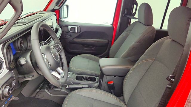 2025 Jeep Wrangler 4xe Sahara 4x4 - 23005641 - 19