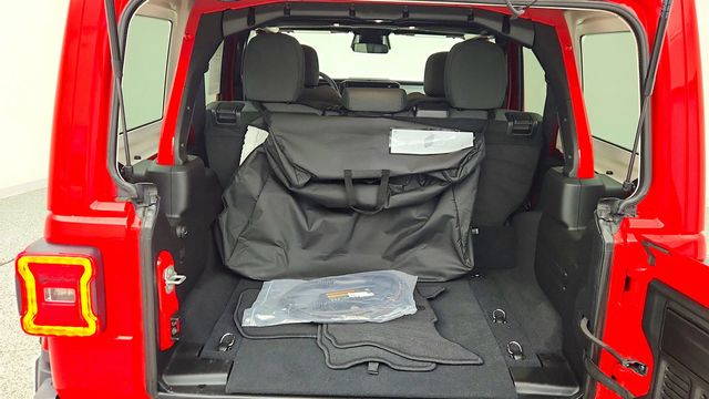 2025 Jeep Wrangler 4xe Sahara 4x4 - 23005641 - 21