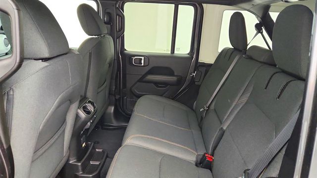 2025 Jeep Wrangler 4xe Sahara 4x4 - 23008086 - 18