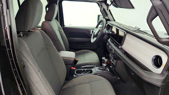 2025 Jeep Wrangler 4xe Sahara 4x4 - 23009518 - 22