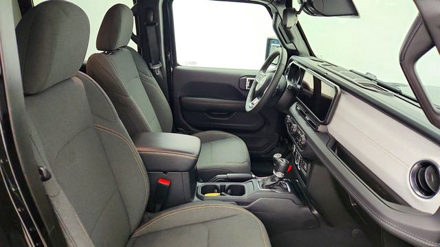 2025 Jeep Wrangler 4xe Sahara 4x4 - 23010746 - 22