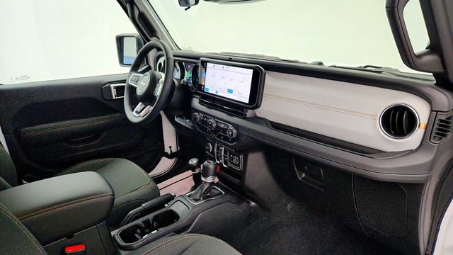 2025 Jeep Wrangler 4xe Sahara 4x4 - 23016201 - 24