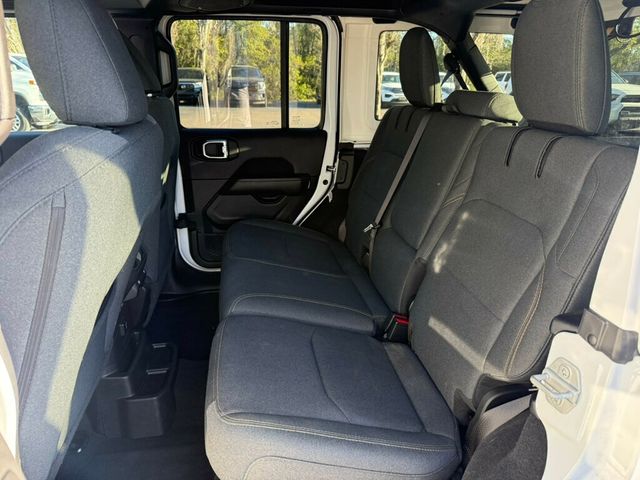 2025 Jeep Wrangler 4xe Sahara 4x4 - 22996815 - 6