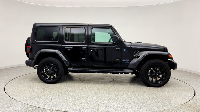 2025 Jeep Wrangler 4xe Sahara 4x4 w/ Body Color Hard Top - 23010746 - 3