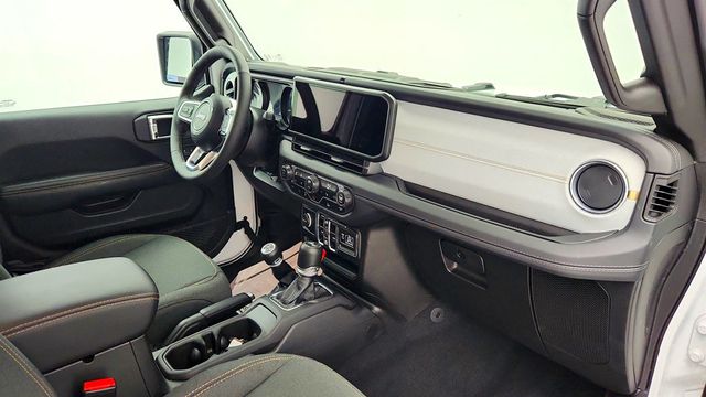 2025 Jeep Wrangler 4xe Sahara 4x4 w/ Body Color Hard Top - 23011307 - 24