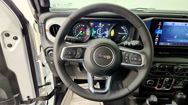 2025 Jeep Wrangler 4xe Sahara 4x4 w/ Body Color Hard Top - 23012304 - 12