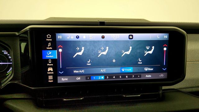 2025 Jeep Wrangler 4xe Sahara 4x4 w/ Body Color Hard Top - 23012304 - 18