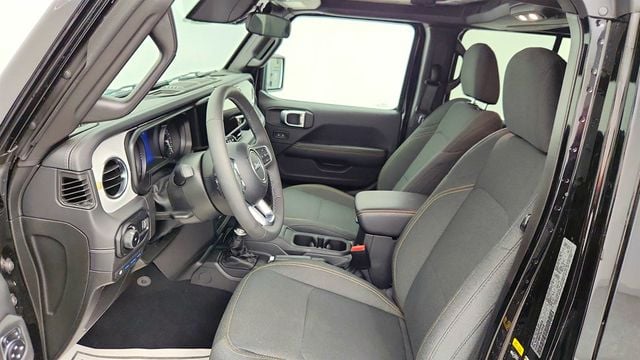 2025 Jeep Wrangler 4xe Sahara 4x4 w/ Body Color Hard Top - 23013001 - 19