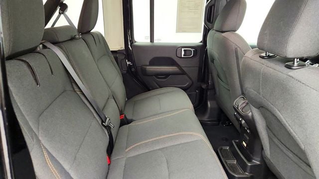 2025 Jeep Wrangler 4xe Sahara 4x4 w/ Body Color Hard Top - 23013001 - 22