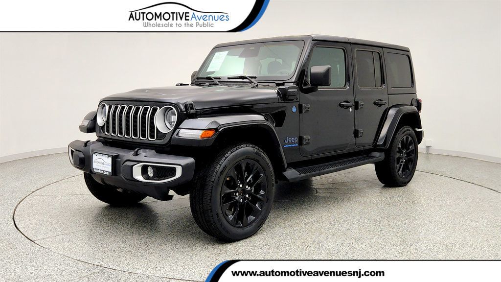 2025 Jeep Wrangler 4xe Sahara 4x4 w/ Body Color Hard Top - 23015413 | Video 1