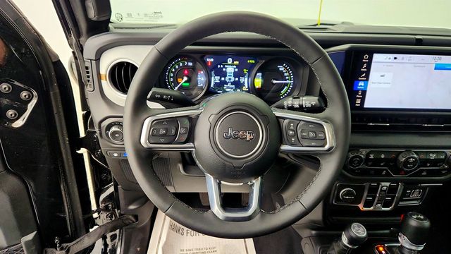 2025 Jeep Wrangler 4xe Sahara 4x4 w/ Body Color Hard Top - 23015413 - 11