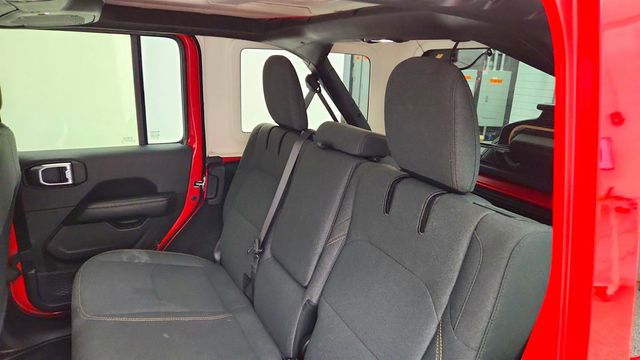 2025 Jeep Wrangler 4xe Sahara 4x4 w/ Body-Color Hard Top - 23047477 - 19