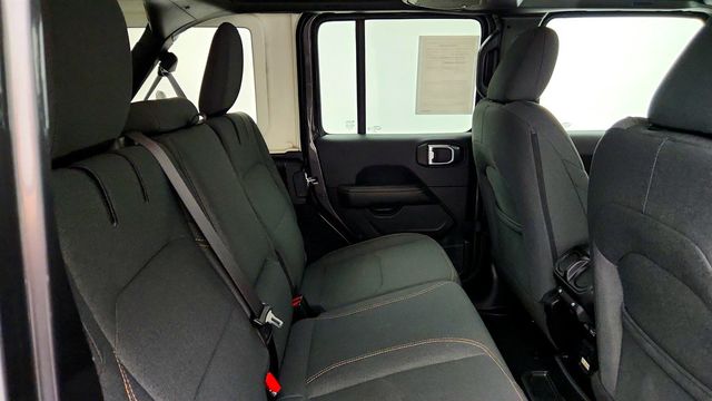 2025 Jeep Wrangler 4xe Sahara 4x4 w/ Body-Color Hard Top - 23048550 - 20