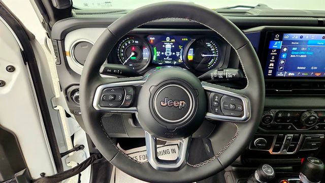 2025 Jeep Wrangler 4xe Sahara 4x4 w/ Hard Top & Safety Group - 23006175 - 12