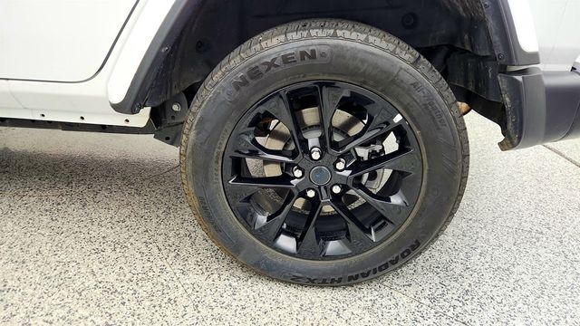 2025 Jeep Wrangler 4xe Sahara 4x4 w/ Hard Top & Safety Group - 23006175 - 8