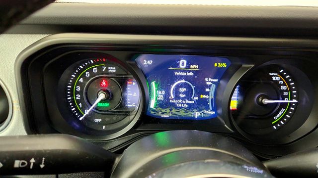 2025 Jeep Wrangler 4xe Sahara 4x4 w/ Hard Top & Safety Group - 23007734 - 13
