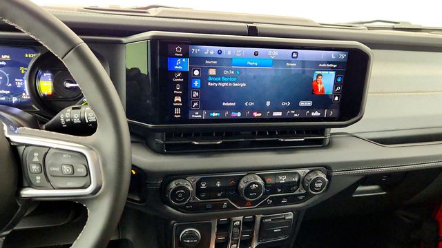 2025 Jeep Wrangler 4xe Sahara 4x4 w/ Hard Top & Safety Group - 23007742 - 15