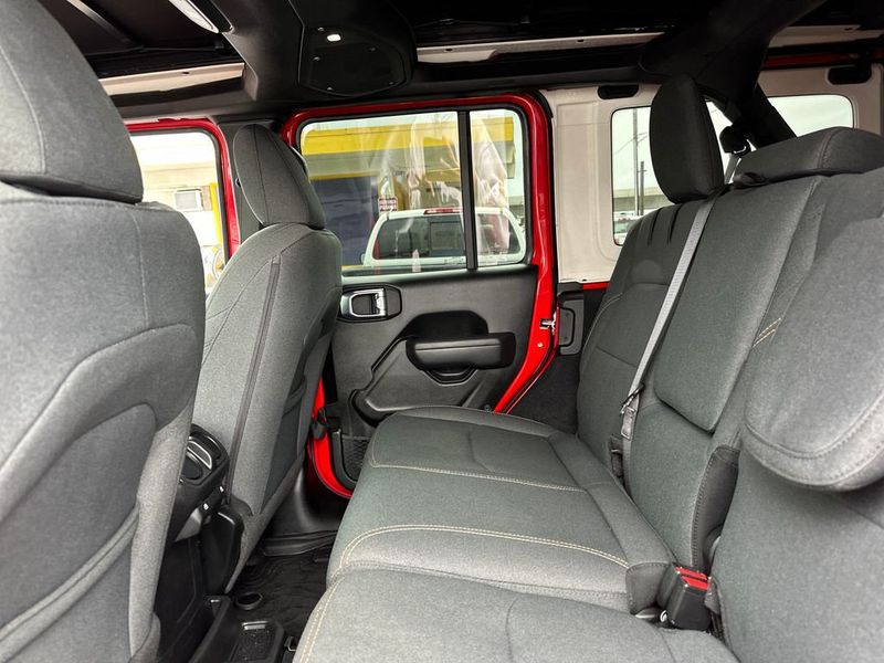 2025 Jeep Wrangler 4xe Sport S 4x4 - 22965859 - 14