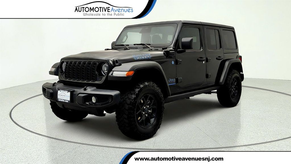 2025 Jeep Wrangler 4xe Willys 4x4 w/ Black Hard Top - 23048503 | Video 1