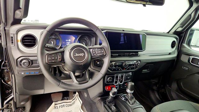 2025 Jeep Wrangler 4xe Willys 4x4 w/ Black Hard Top - 23048503 - 10