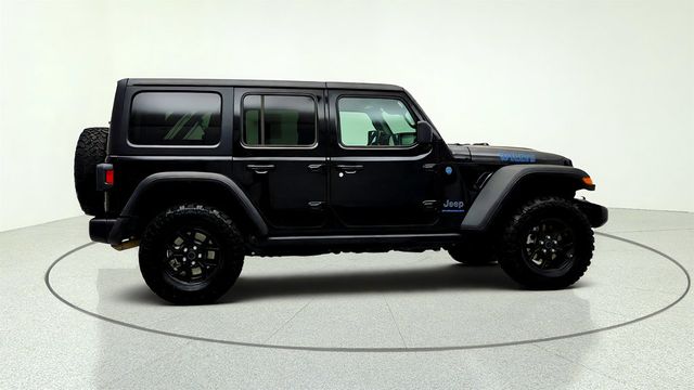 2025 Jeep Wrangler 4xe Willys 4x4 w/ Black Hard Top - 23048503 - 3