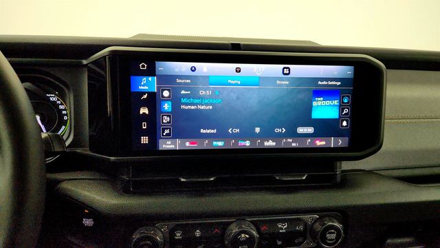 2025 Jeep Wrangler 4xe Willys 4x4 w/ Convenience Group & Black 3 Piece Hard Top - 23010959 - 17