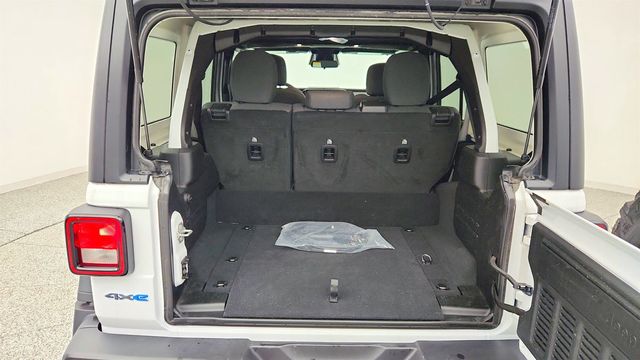 2025 Jeep Wrangler 4xe Willys 4x4 w/ Convenience Group & Black 3 Piece Hard Top - 23010959 - 21