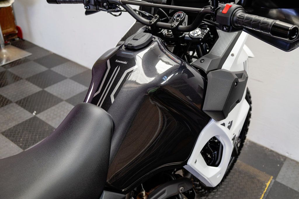 2025 KAWASAKI KLR 650 ADVENTURE BIKE!!! - 23033890 - 13