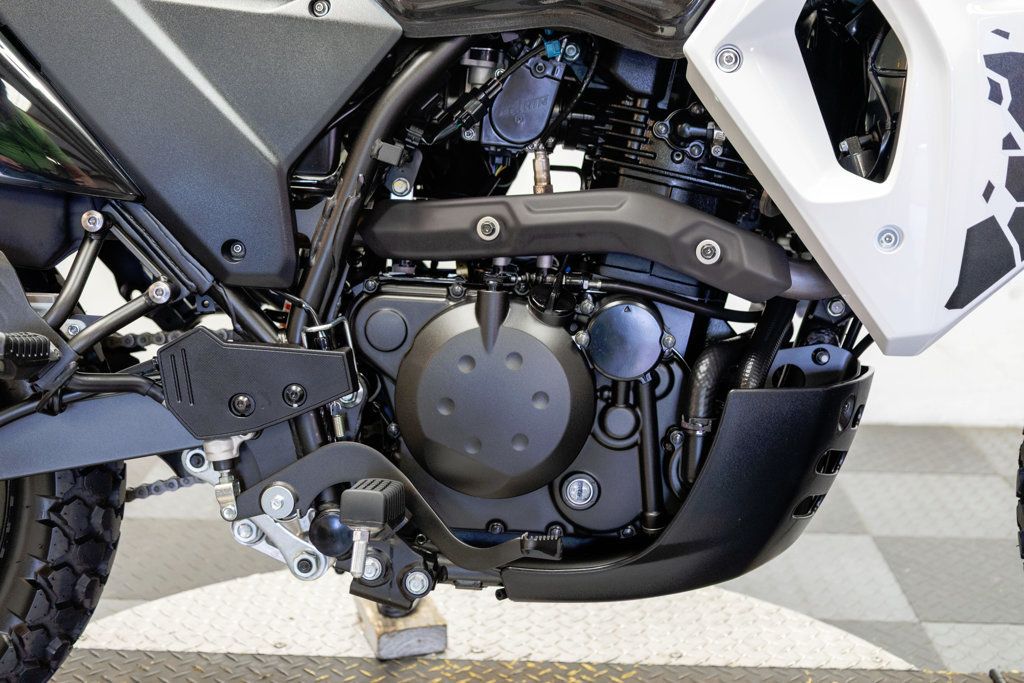 2025 KAWASAKI KLR 650 ADVENTURE BIKE!!! - 23033890 - 21