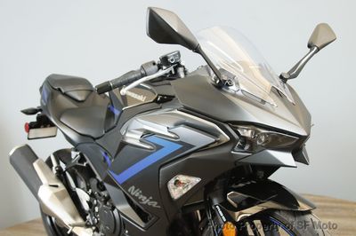 2025 Kawasaki Ninja 500 ABS
