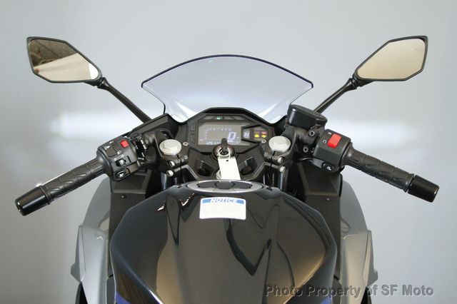 2025 Kawasaki Ninja 500 ABS One Owner, 1251 Mi - 22927247 - 28
