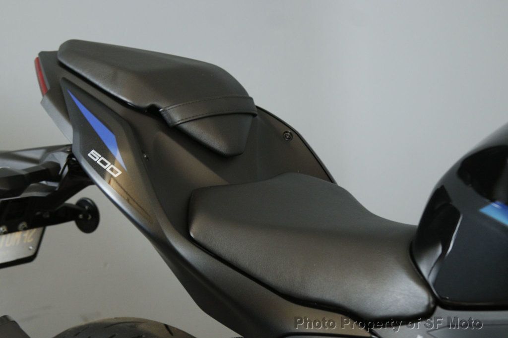 2025 Kawasaki Ninja 500 ABS One Owner, 1251 Mi - 22927247 - 38